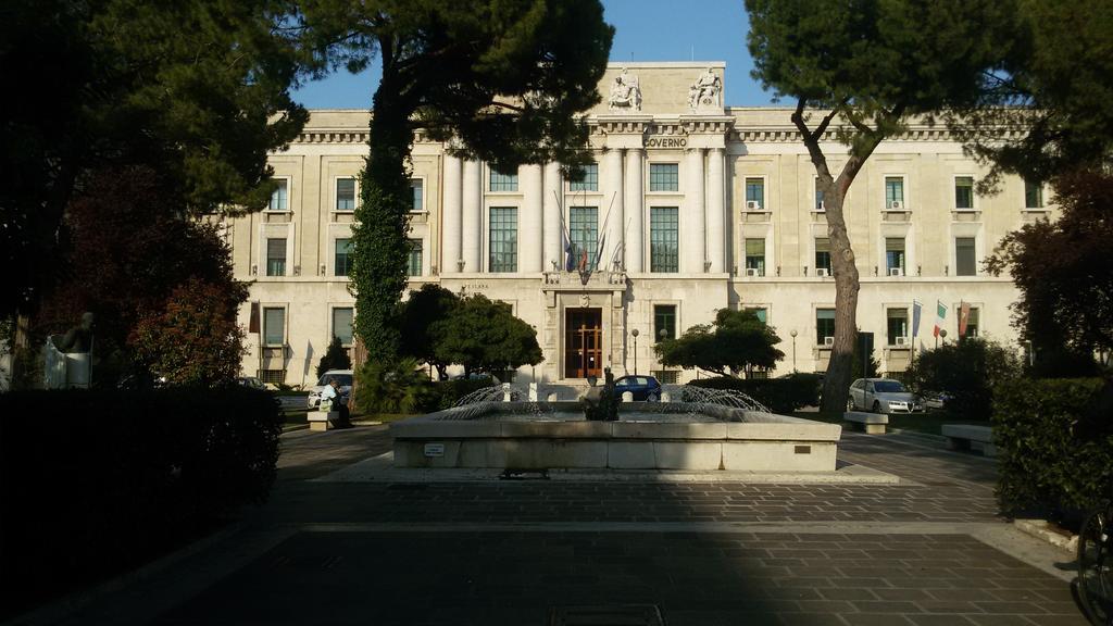 Suites Florence Pescara Exteriör bild