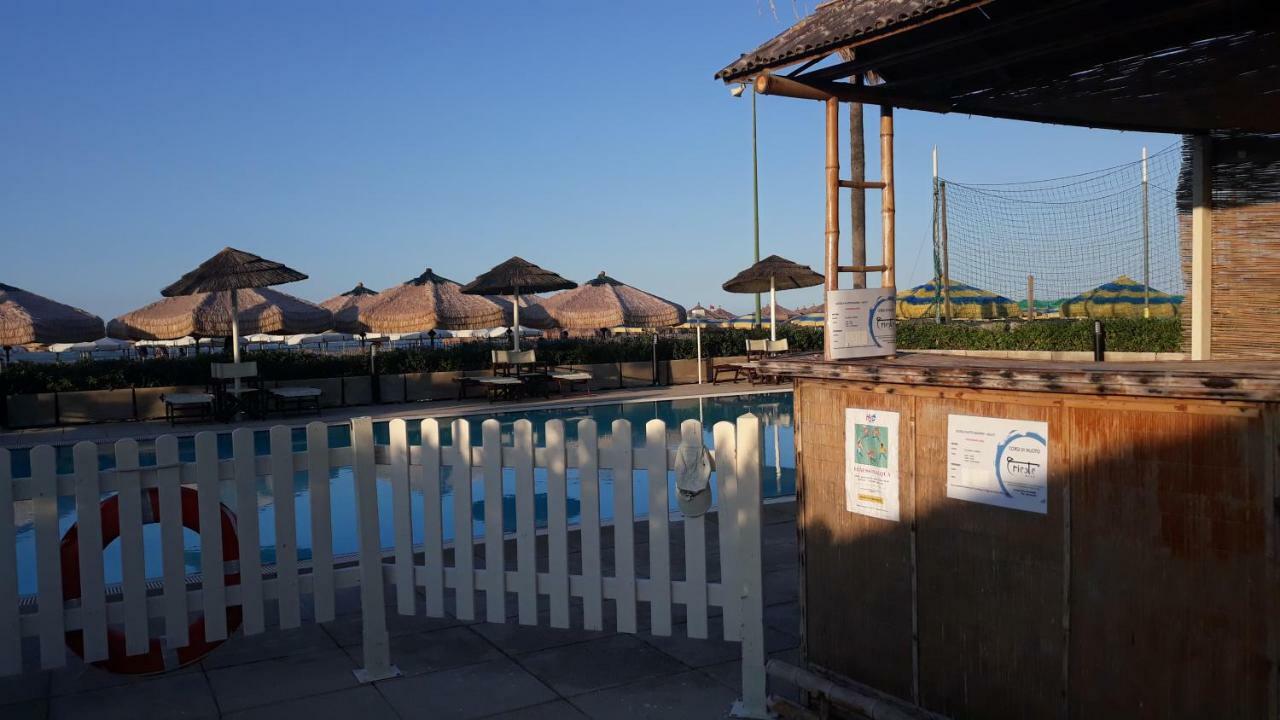 Suites Florence Pescara Exteriör bild